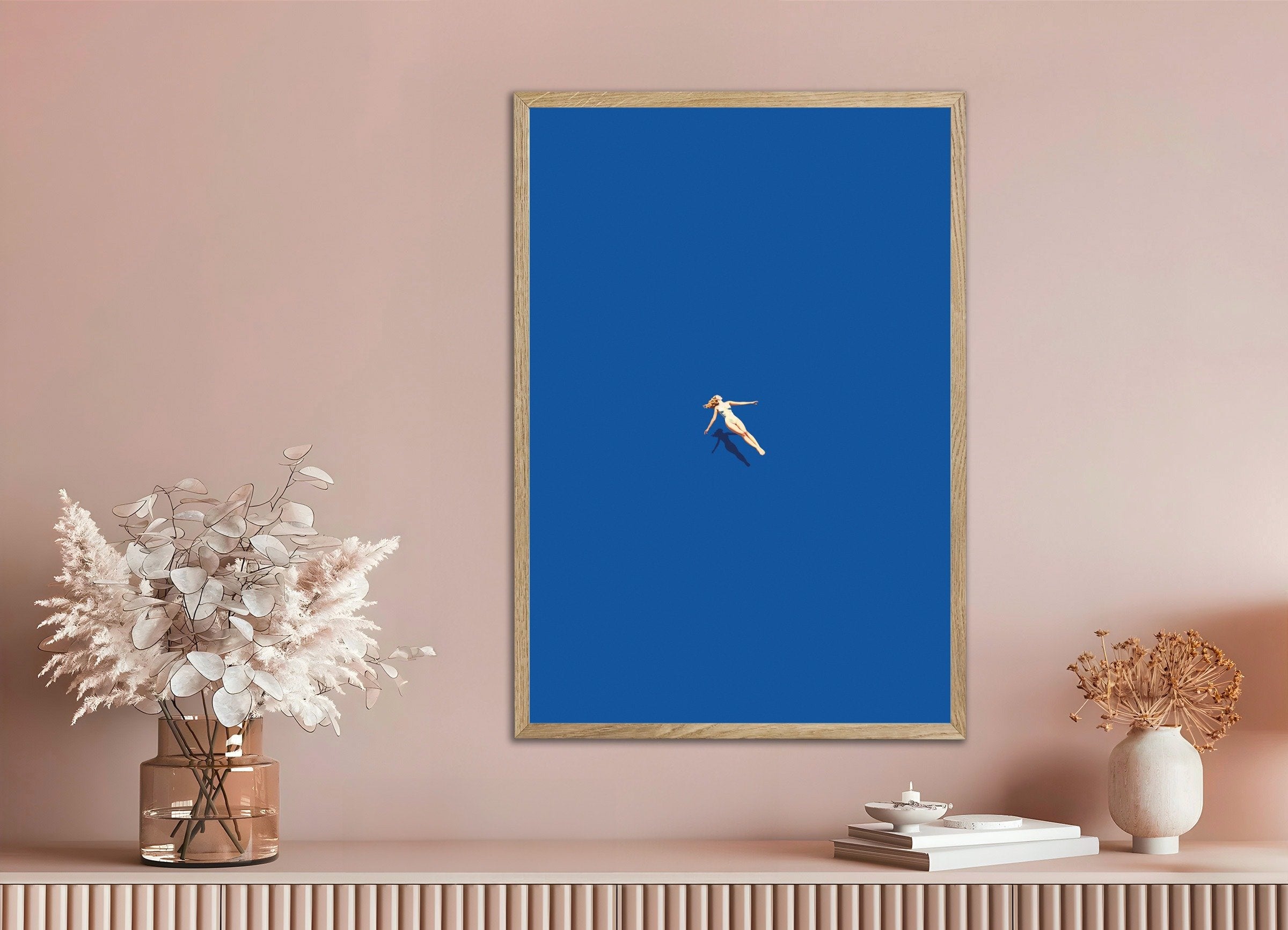 Kobieta unosząca się na wodzie, plakat SPA
