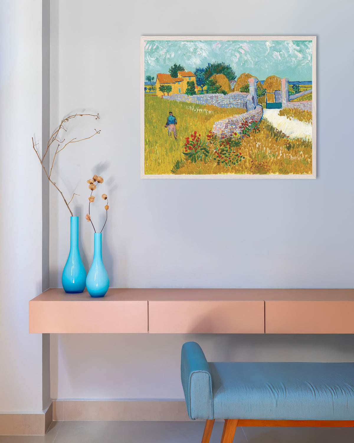 Plakat „Gospodarstwo w Prowansji (1888), Vincent van Gogh” w białej drewnianej ramie