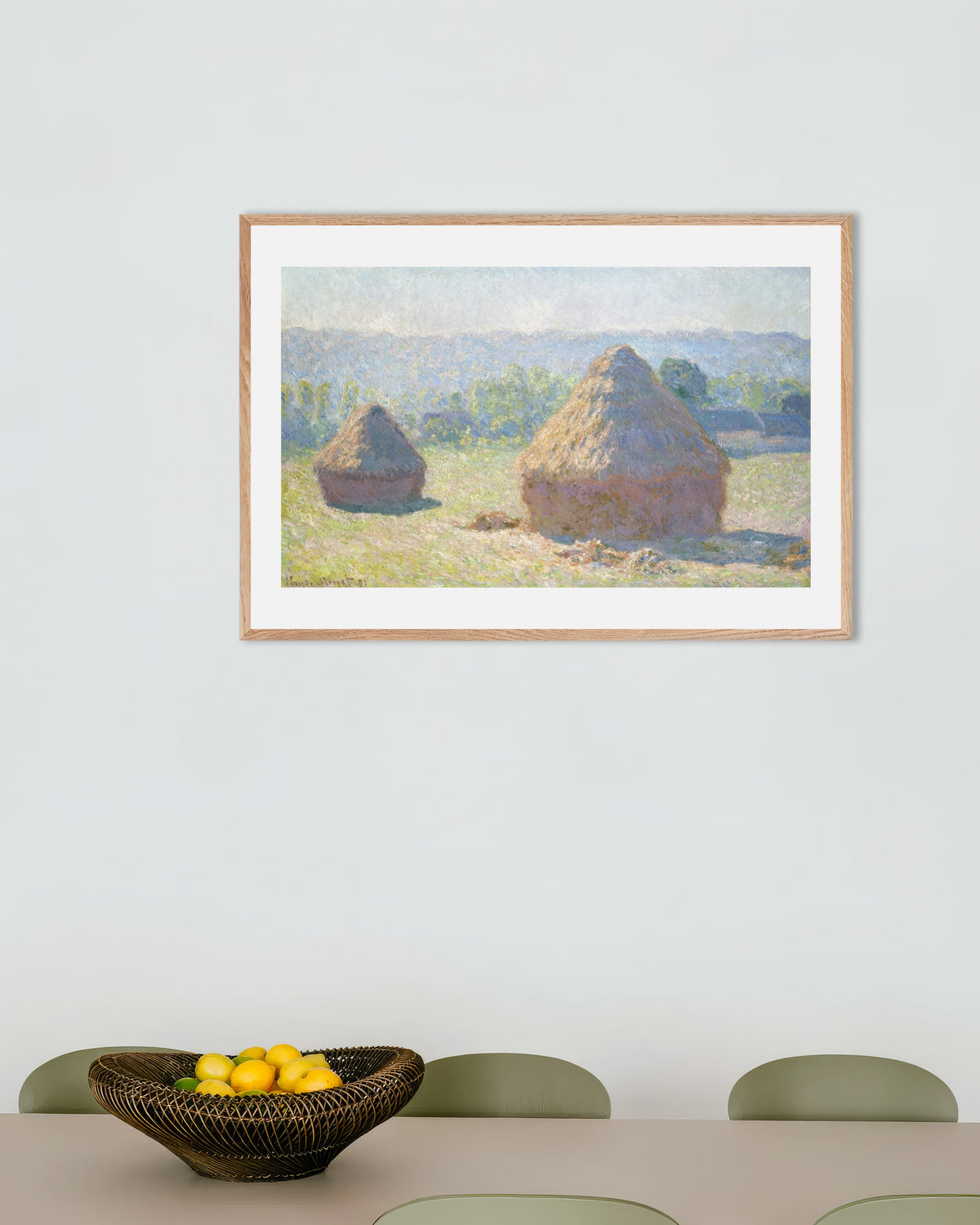 Plakat Stogi, koniec lata (1891), Claude Monet, w ramie z naturalnego drewna