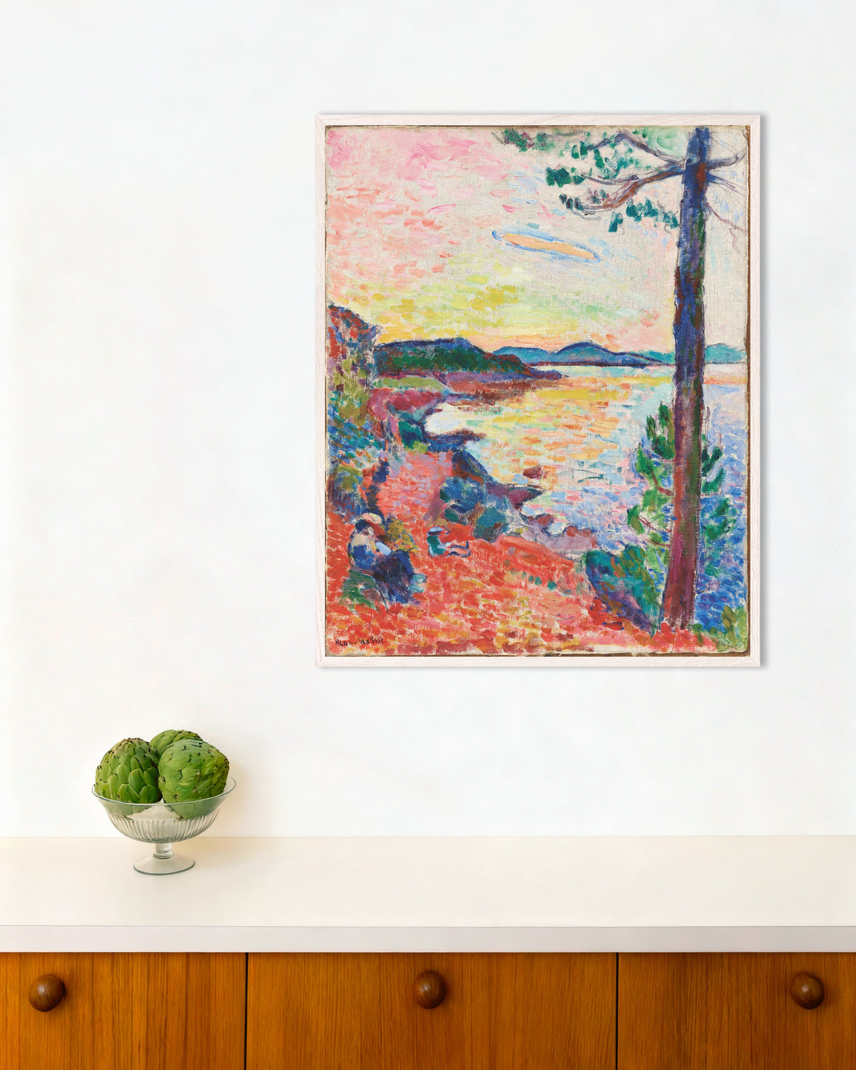 Plakat „Le Goûter, Zatoka Saint-Tropez (1904) Henriego Matisse’a” w białej drewnianej ramie