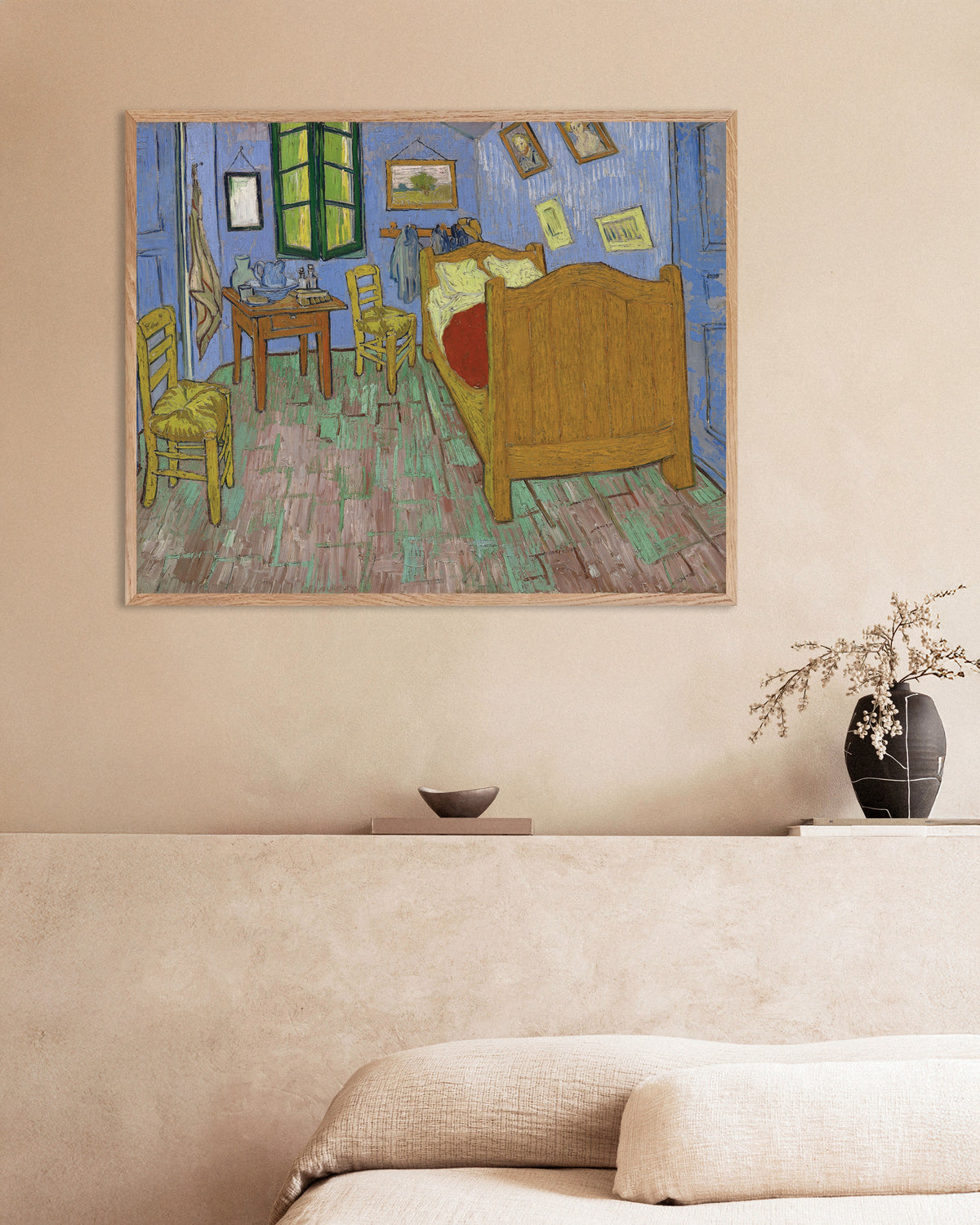Plakat „Sypialnia, wersja z Saint-Rémy (1889), Vincent van Gogh” w ramie z naturalnego drewna