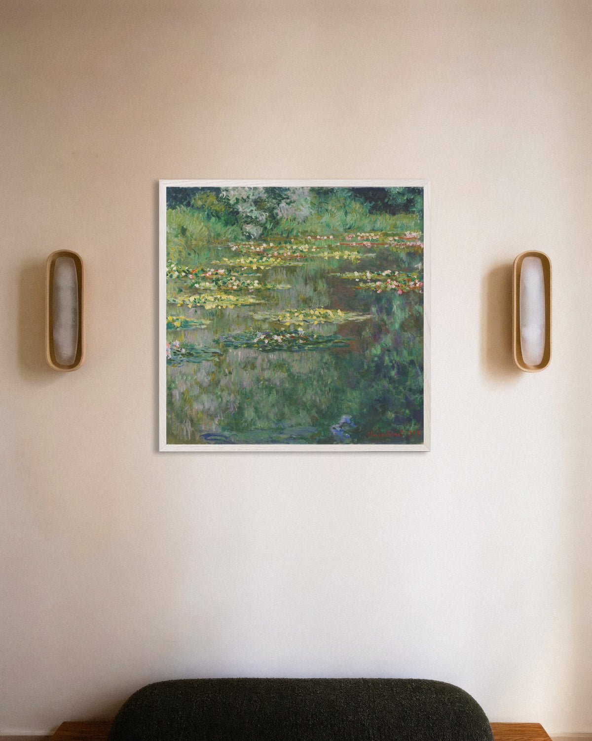 Plakat Staw z nenufarami (1904), Claude Monet, w białej drewnianej ramie