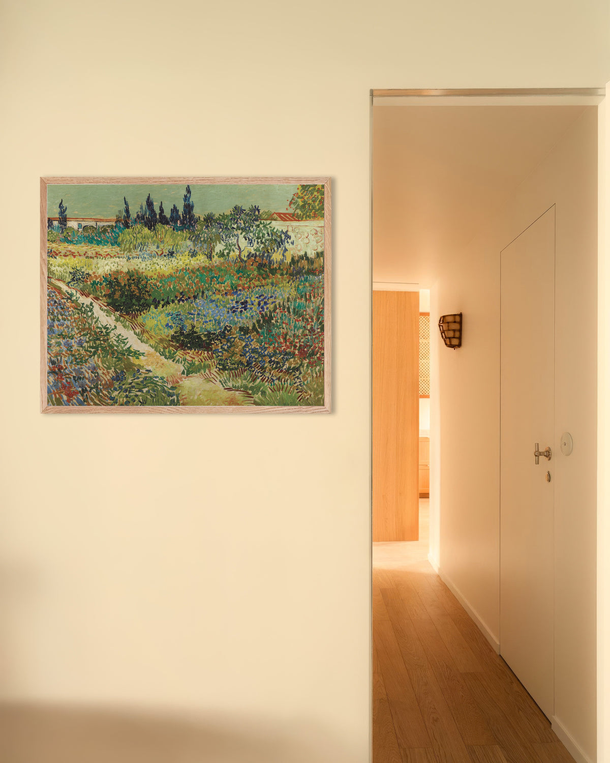 Plakat Ogród w Arles (1888), Vincent van Gogh, z ramą z naturalnego drewna