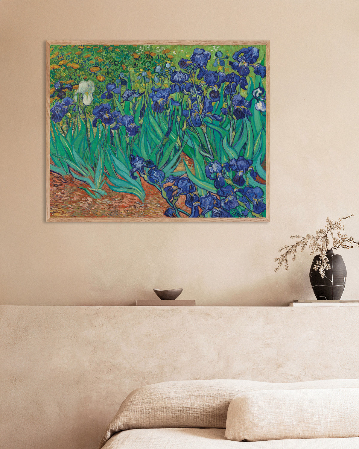 Plakat Irysy (1889), Vincent van Gogh, z ramą z naturalnego drewna
