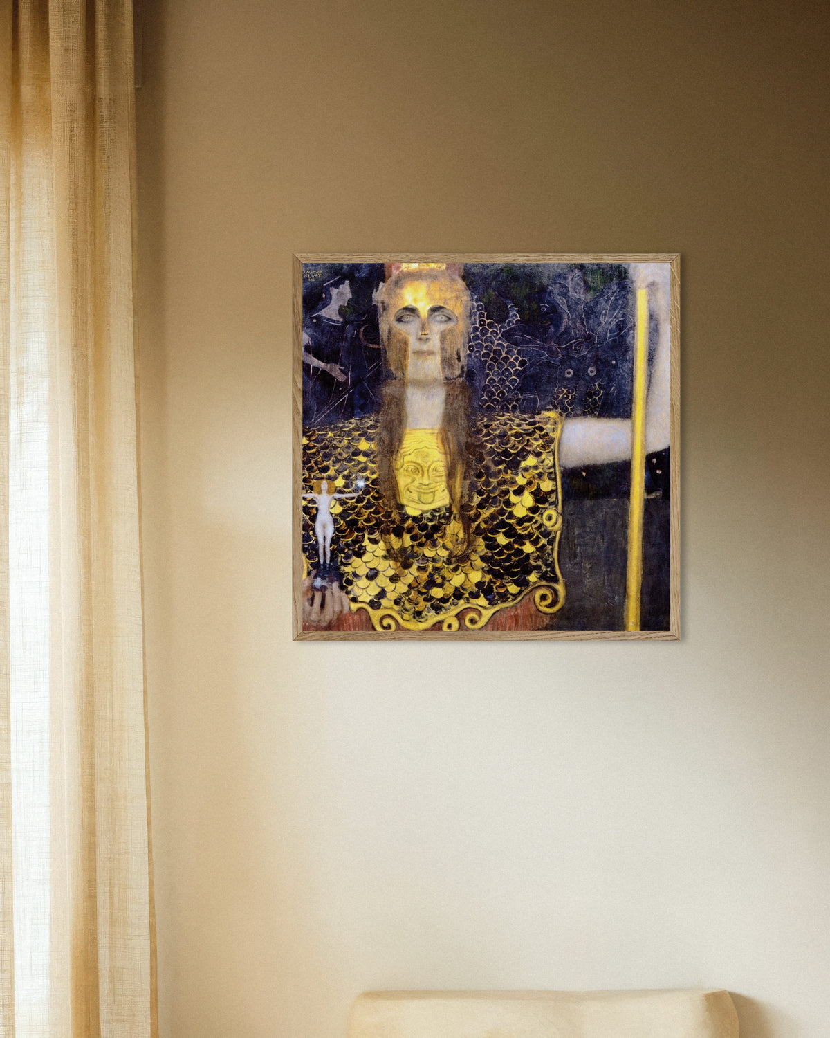 Plakat „Pallas Atena (1898), Gustav Klimt” w ramie z naturalnego drewna