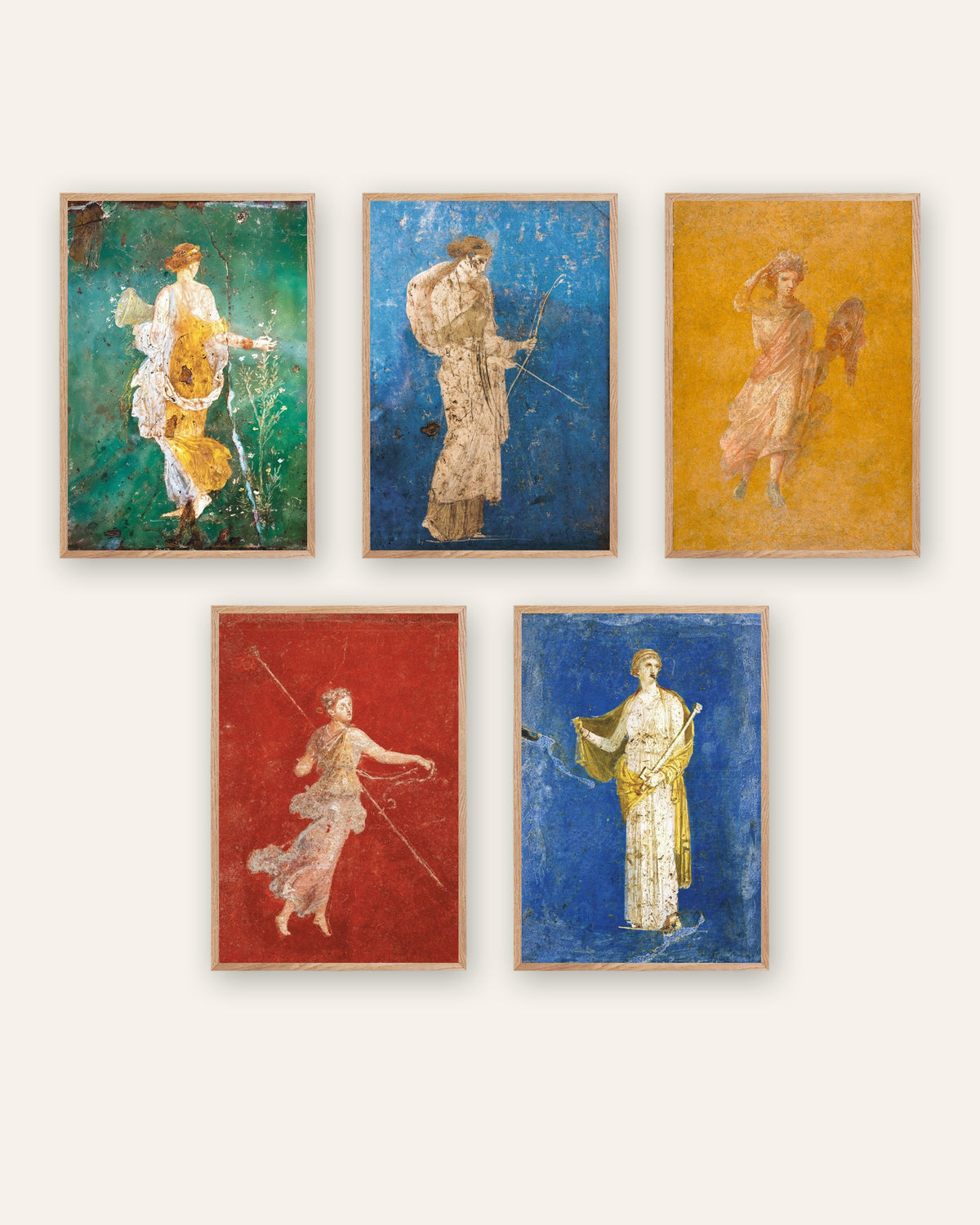 Zestaw 5 plakatów z rzymskimi freskami, Flora, Artemida, Melpomena, Menada i Medea, w naturalnych drewnianych ramach
