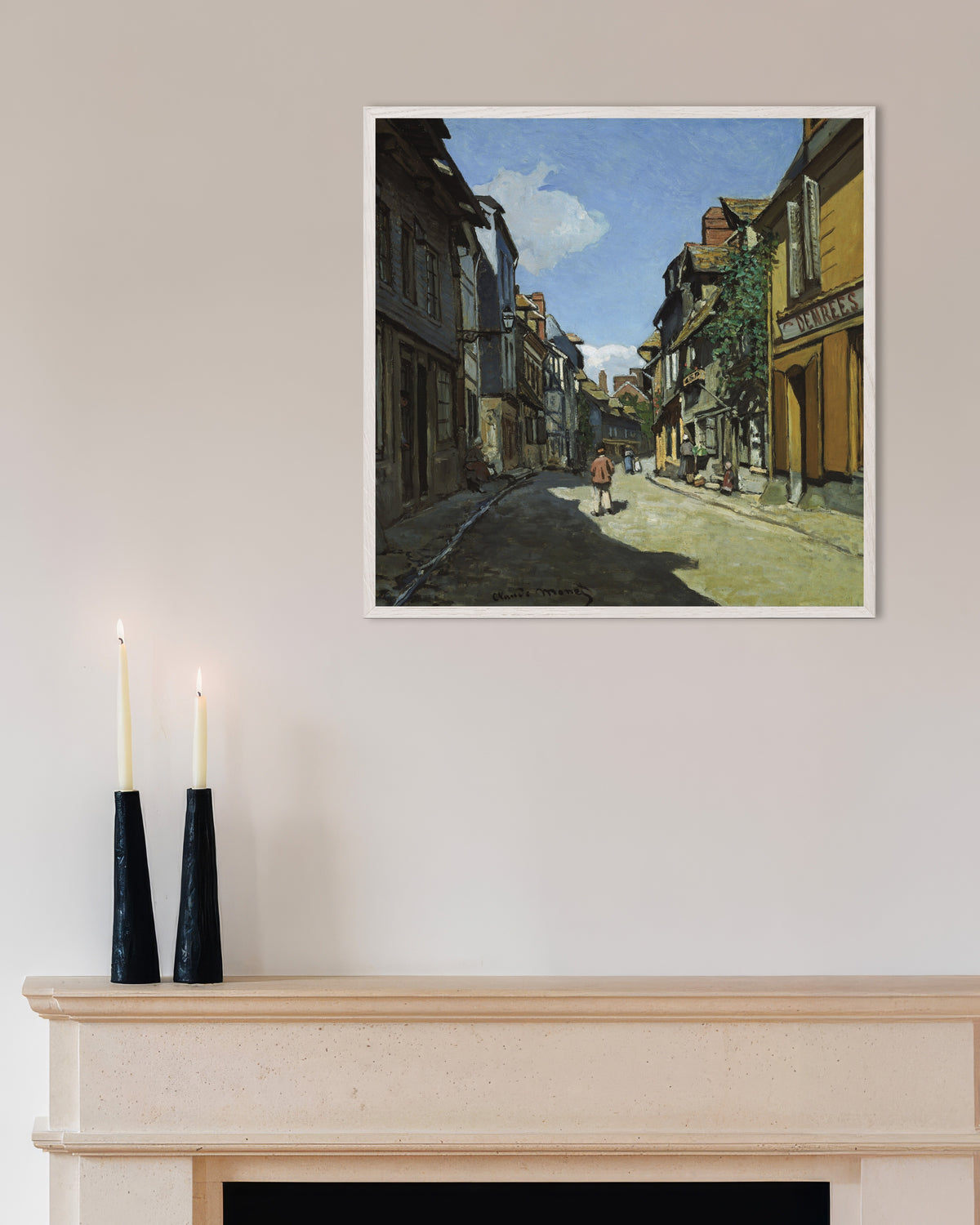 Plakat Ulica de la Bavole w Honfleur (1864), Claude Monet, w białej drewnianej ramie