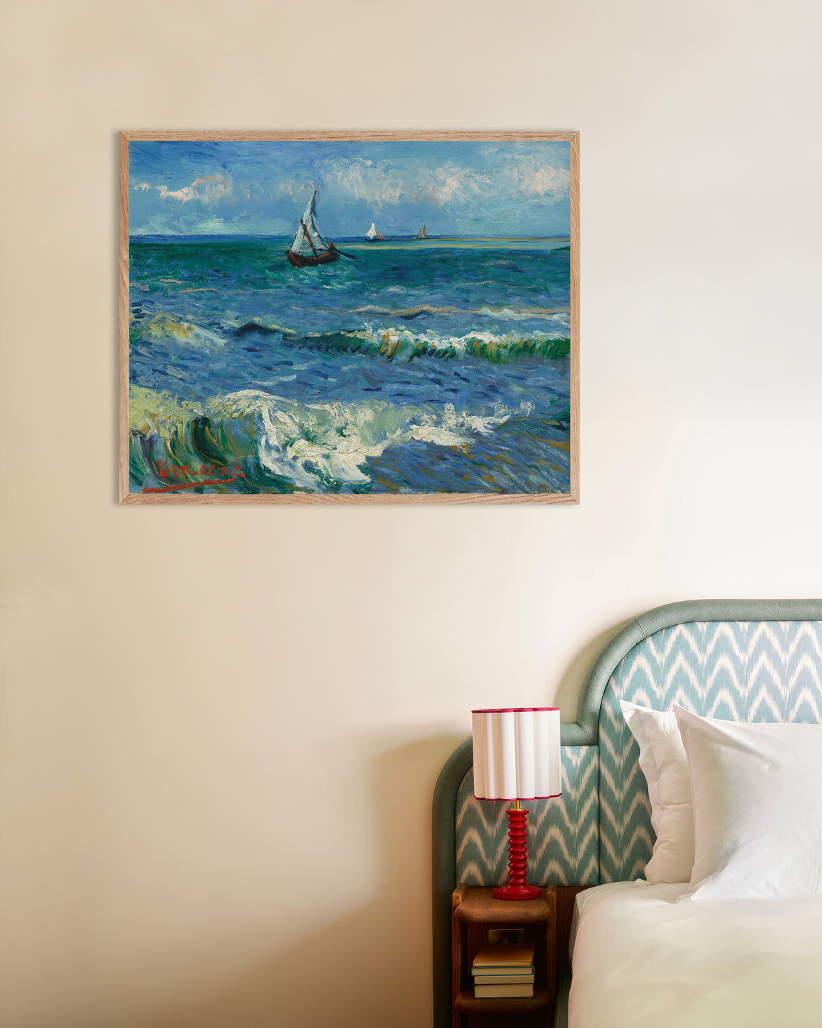 Plakat „Pejzaż morski w okolicach Les Saintes-Maries-de-la-Mer (1888) Vincenta van Gogha” w naturalnej drewnianej ramie