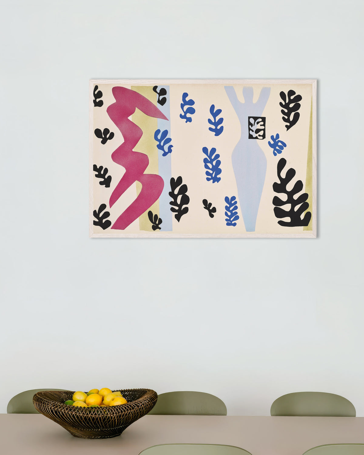 Plakat „Rzucający nożami (Jazz, 1947) Henri Matisse’a” w białej drewnianej ramie