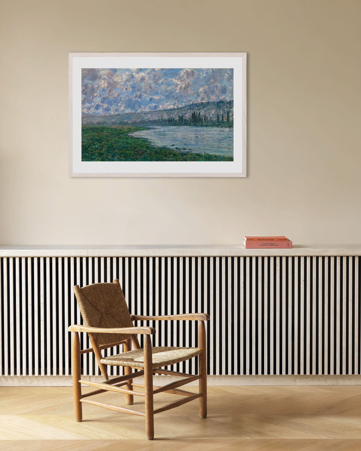 Plakat Sekwana w Vétheuil (1880), Claude Monet, w białej drewnianej ramie